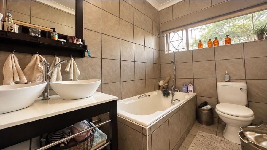8 Bedroom Property for Sale in Universitas Free State